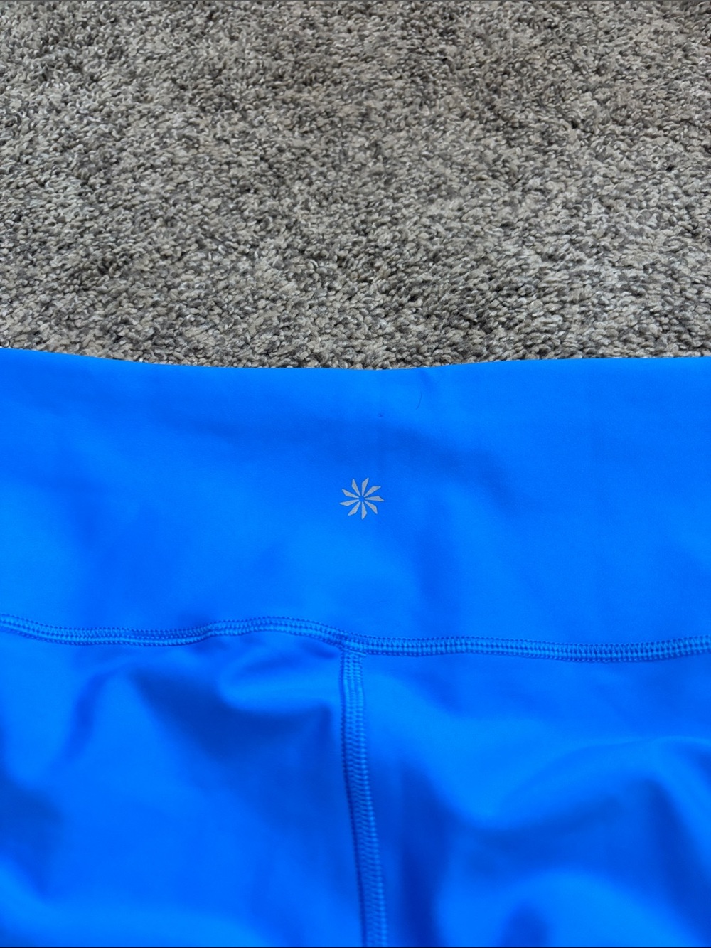 Athleta Interval Stash Leggings size medium - Picture 5 of 5